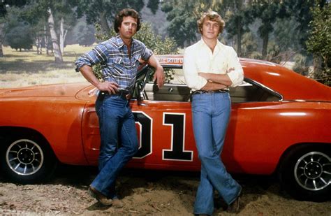 Dukes of Hazzard Stars John Schneider and Tom Wopat。